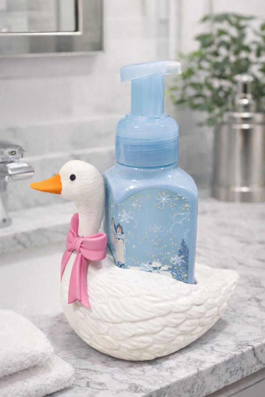 Goose Soap Holder - Fits Standard Foaming Soap Bottles