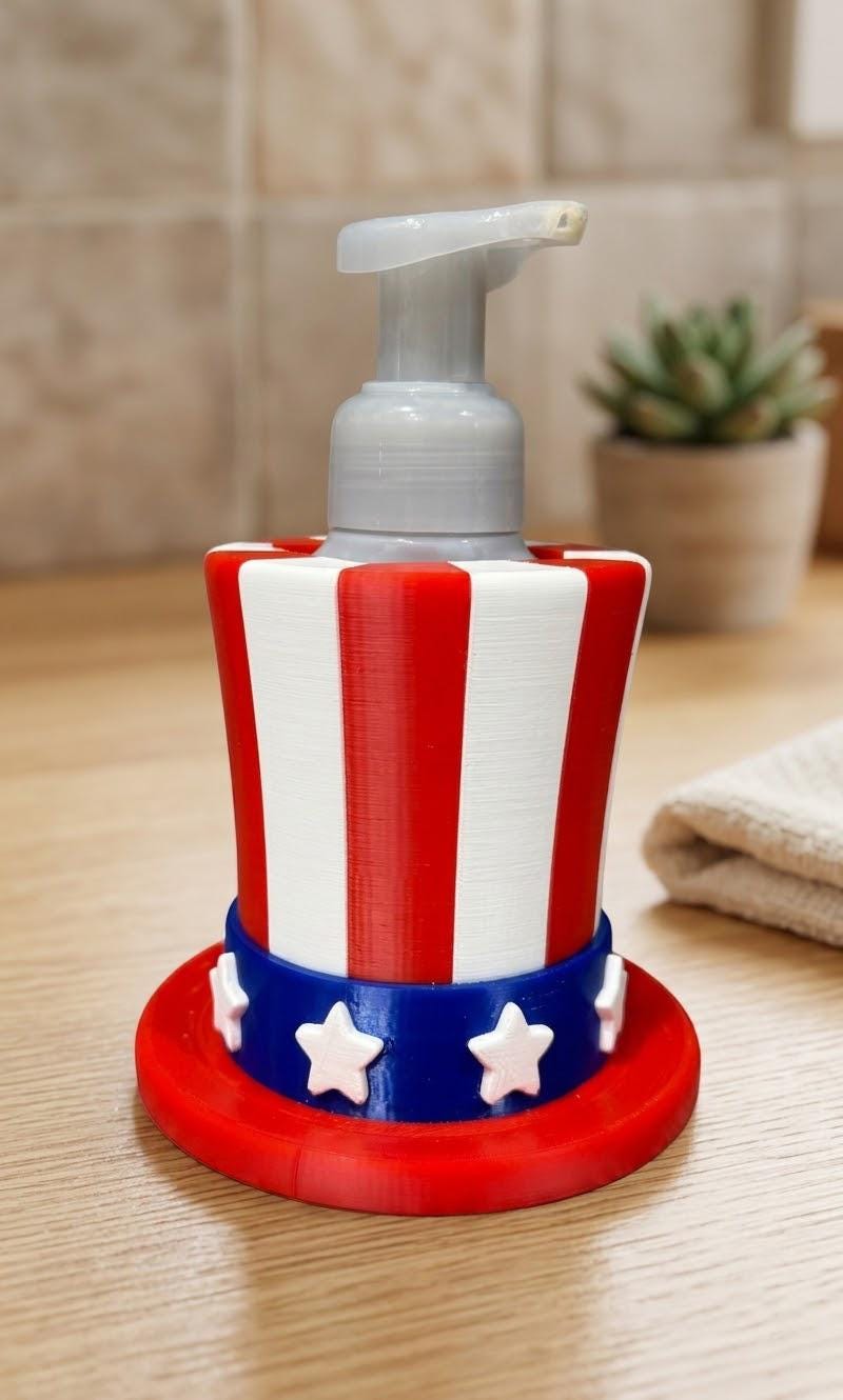 Patriotic Soap Holder - Fits Standard Foaming Soap Bottles